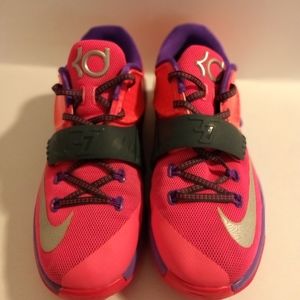 NIKE KD VII LIGHT RED AND PURPLE SIZE 6.5